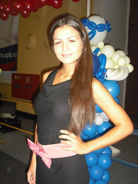 "Мисс Санкт-Петербург 2009" Нина Цуварёва